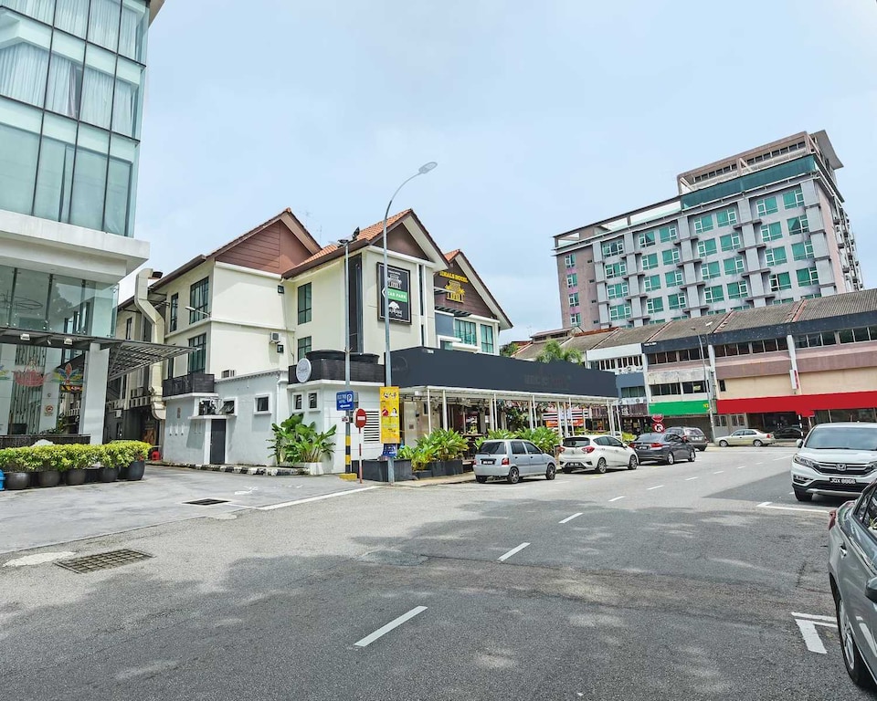 Dancenter Melaka Near Dataran Pahlawan Formerly Ideals Hotel, Melaka Raya, Melaka City