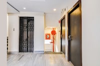 Super Hotel O Sarat Bose Road Formerly Shree Guest House