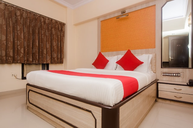 Super Hotel O Solitaire