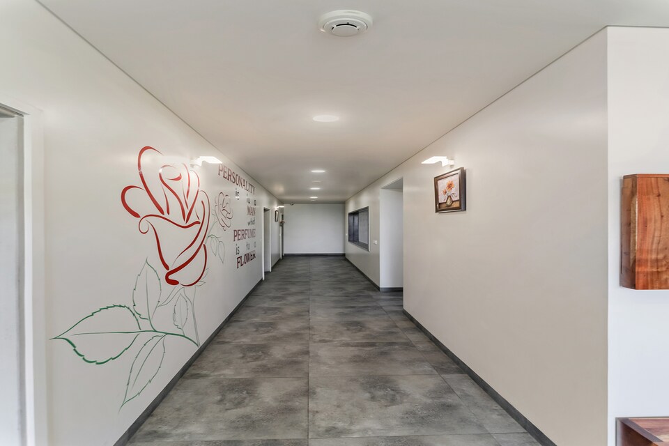 Hotel Fleur, Jaipur Airport, Jaipur