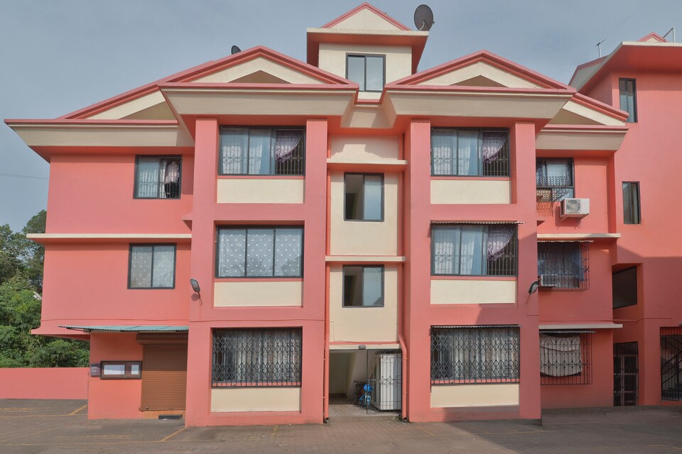 OYO Home 17310 Cozy 2BHK, South Goa, Goa