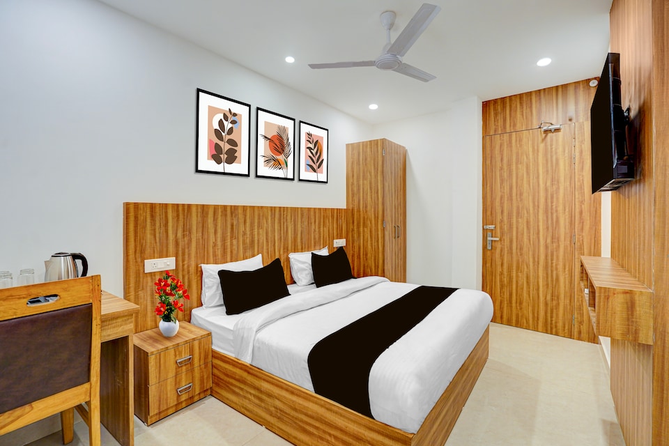 Hotel O The Heritage Inn, Airport Lucknow, Lucknow