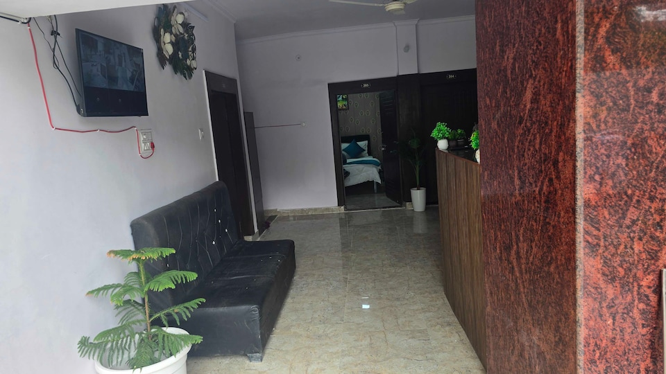 Hotel O Care Stay, Rambagh Allahabad, Prayagraj