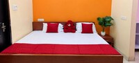 Spot On Nirmala House Home Stay