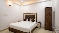 Hotel O Golden S