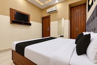 Hotel O White Town 