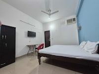Hotel O Small town guest house
