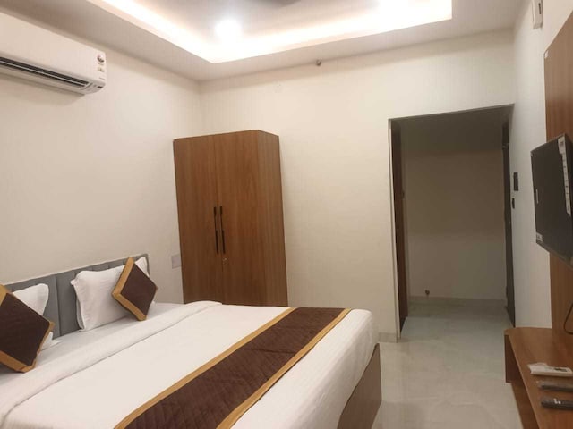 Townhouse Oak Gilat Bazar Varanasi