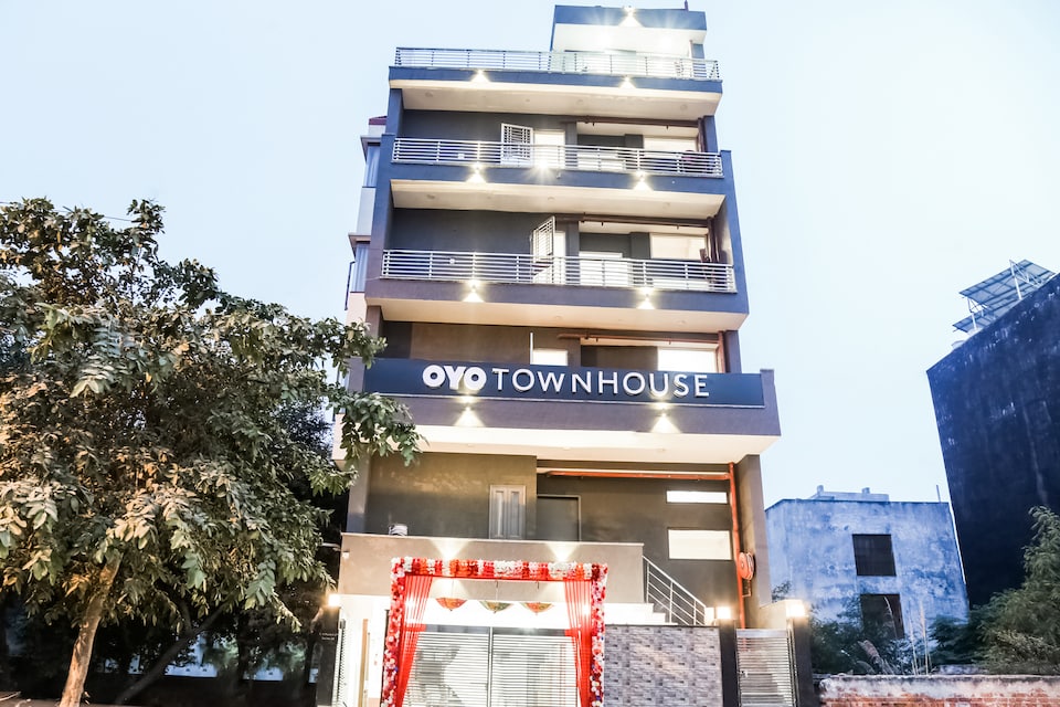 OYO Townhouse 279 Sector 23 Rohini, Pitampura - Rohini Delhi, Delhi