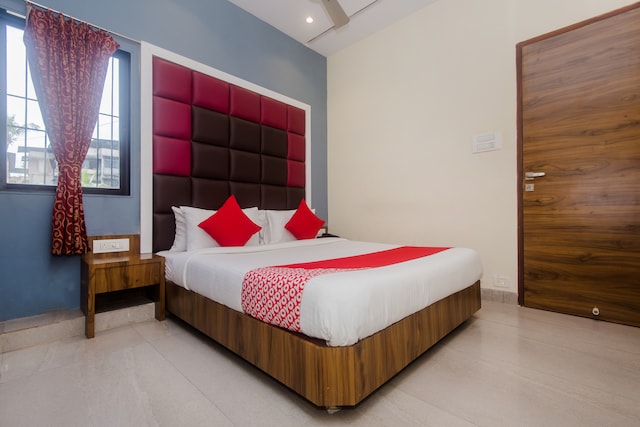 OYO Shree Krishna Paradise