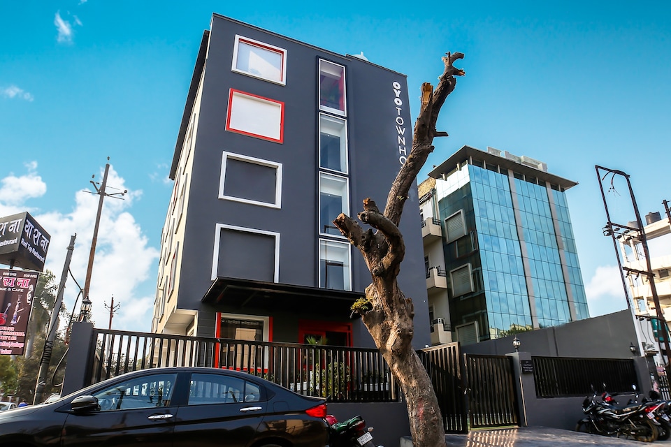 LIVE as LCK2472, Gomti Nagar Lucknow, Lucknow