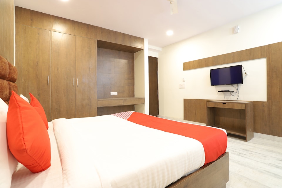 Flagship 17348 Swami Shraddhanand College, North Delhi, Delhi