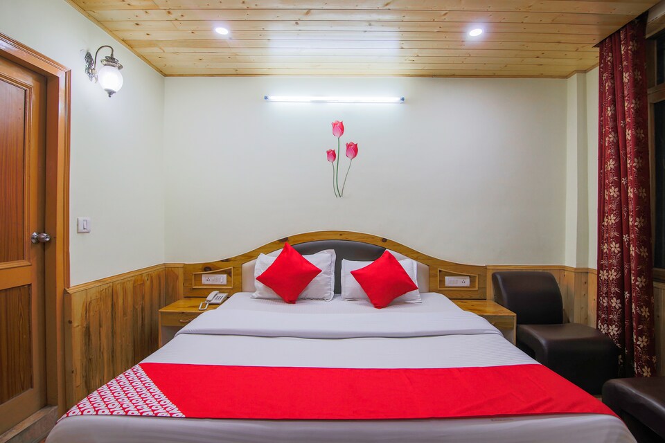 OYO 17358 D K Residency, Naggar Road, Manali
