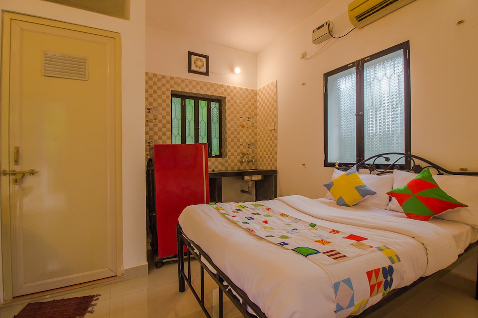OYO 17374 Home Elegant Studio Calangute, Calangute Goa, Goa