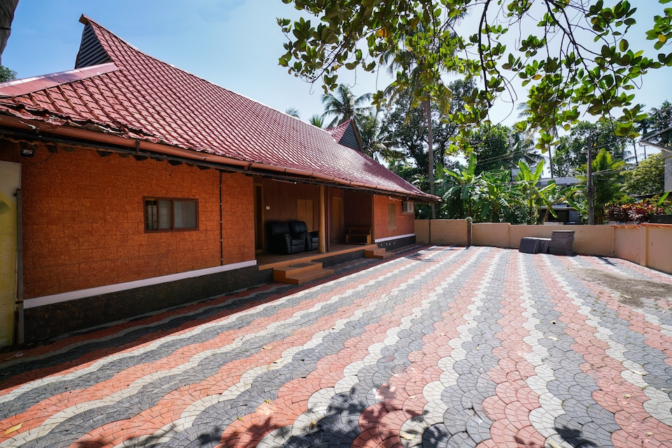 OYO Home 17378 हेरिटेज स्टे, Kaloor Kochi, कोच्चि