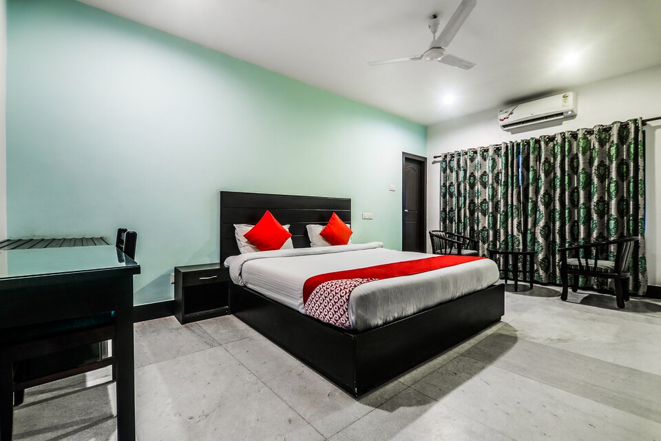 OYO 17385 Turquoise Inn, GS Road Guwahati, Guwahati