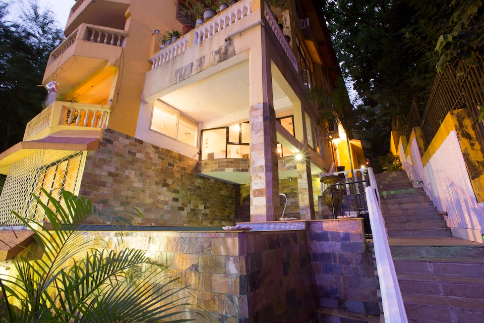 OYO Rooms 248 Dona Paula, Panjim Goa, गोवा