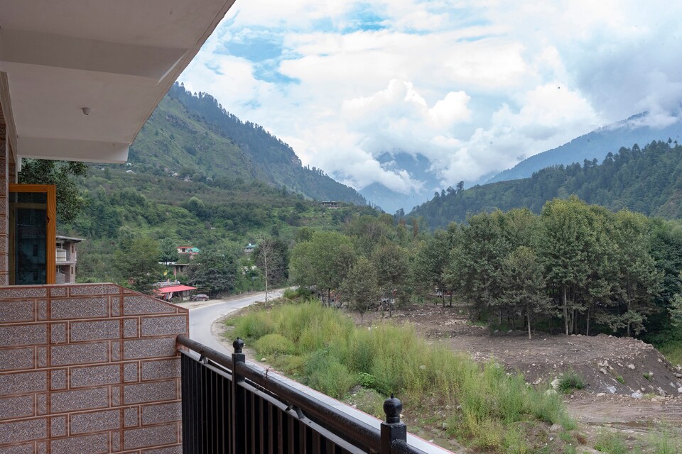 OYO Home 17400 River View Stay 18 Mile, NH 21 Manali, Manali