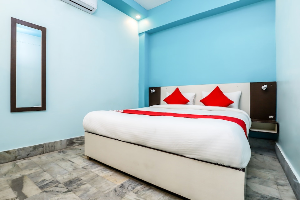 OYO 17404 Lata Arcade Inn, Civil Lines Bareilly, Bareilly