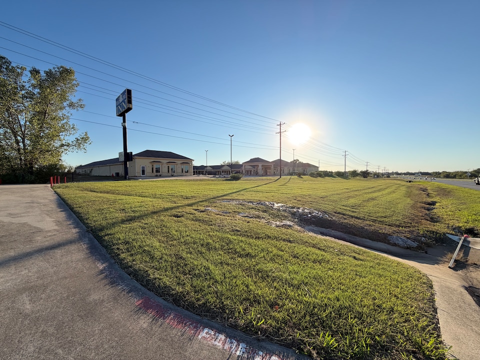 Whitesboro Inn & Suites Gainesville TX,  Whitesboro, TX, Whitesboro, TX