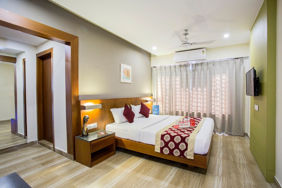 OYO 2849 Hotel Sky View, Bagdogra Airport Siliguri, Siliguri