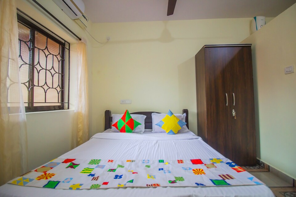 OYO 17431 Home Beach Side Studio Calangute, Calangute Goa, Goa