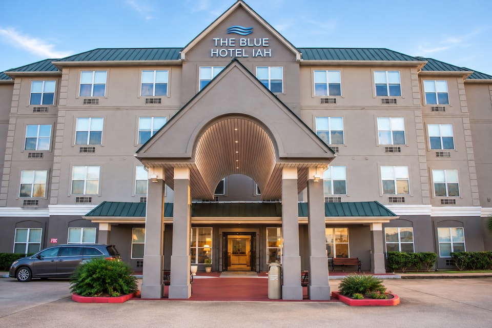 OYO Blue Hotel Iah, Houston TX, Houston