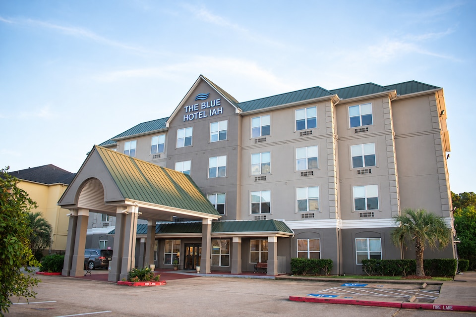 OYO Blue Hotel Iah, Houston TX, Houston