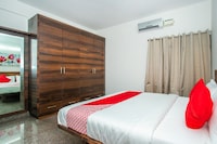 OYO Top Ten Suites Near Orion Mall