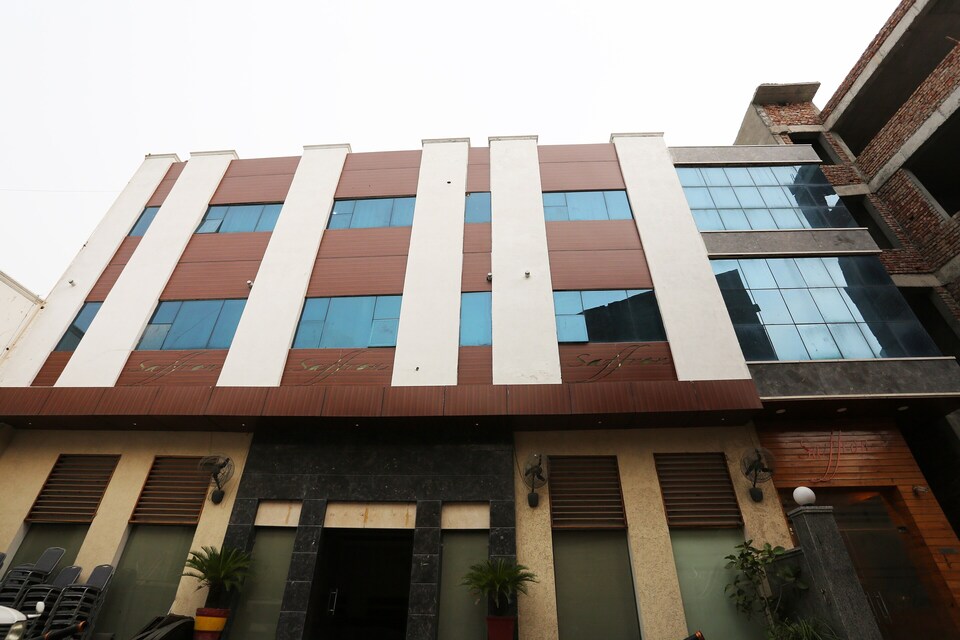 Capital O 2850 Hotel Saffron, Rohtak, Rohtak