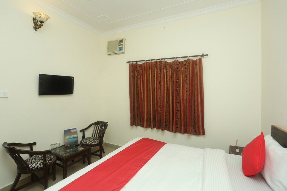 OYO 18267 Sunita, Haridwar Junction, Haridwar