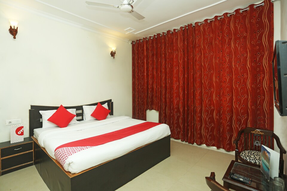 OYO 18267 Sunita, Haridwar Junction, Haridwar