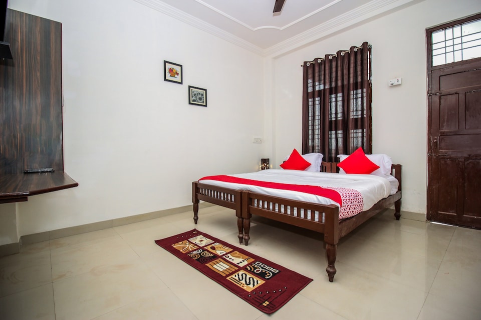 Capital O Hotel Lambodar, Pushkar, Pushkar