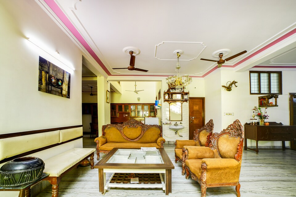 Capital O 18285 Heritage House, Civil Lines - High Court, Prayagraj