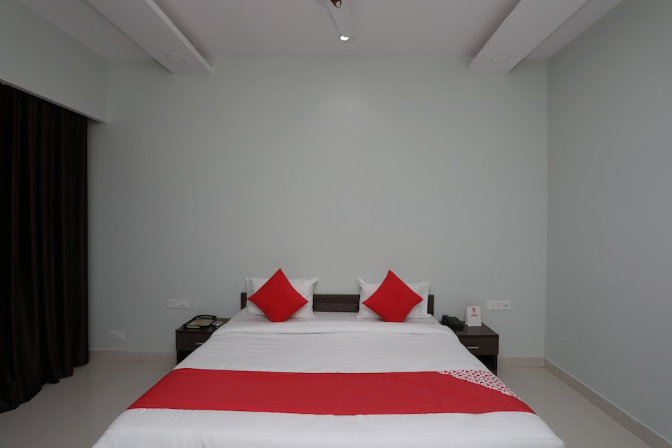 OYO 18314 Hotel Kailash Mansarovar And Banquet Hall, Pilibhit Bypass Road, Bareilly