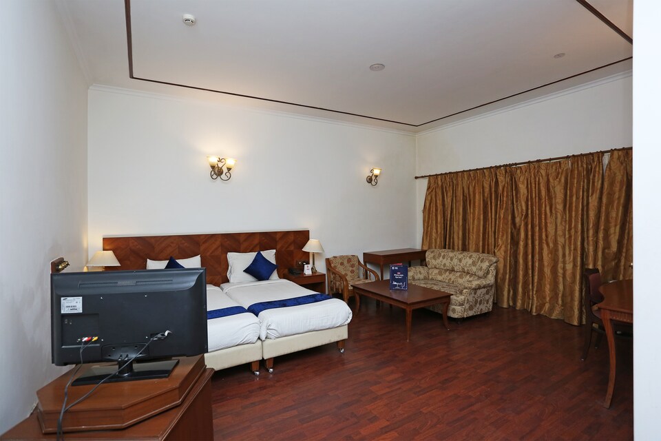 OYO 2856 Tullahmore Estate, Library Chowk Mussoorie, Mussoorie