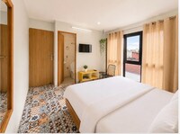 Hotel O  Golden Leaf