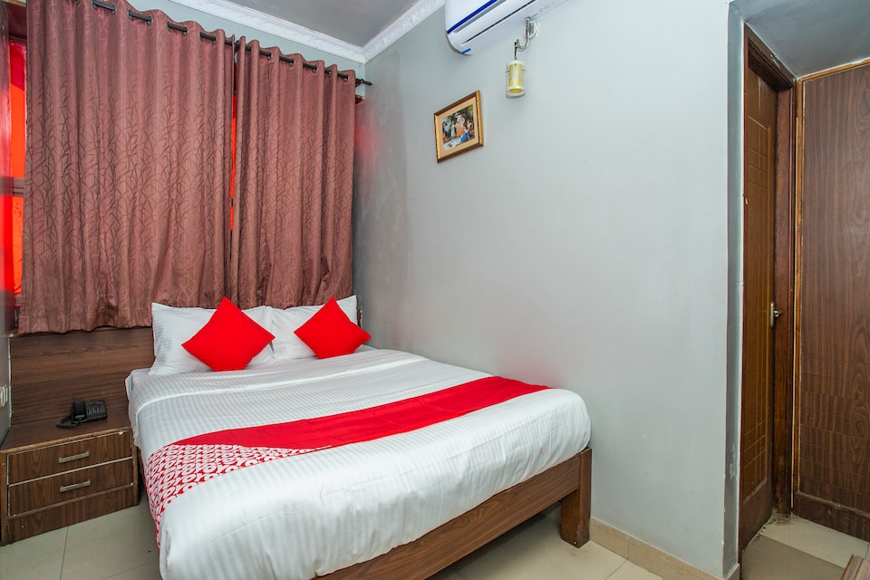 Hotel O White Fort Near Lalbagh Botanical Garden, Basvanagudi Bangalore, Bangalore