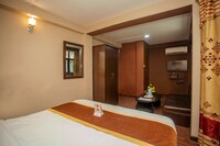 OYO 168 Divine Guest House