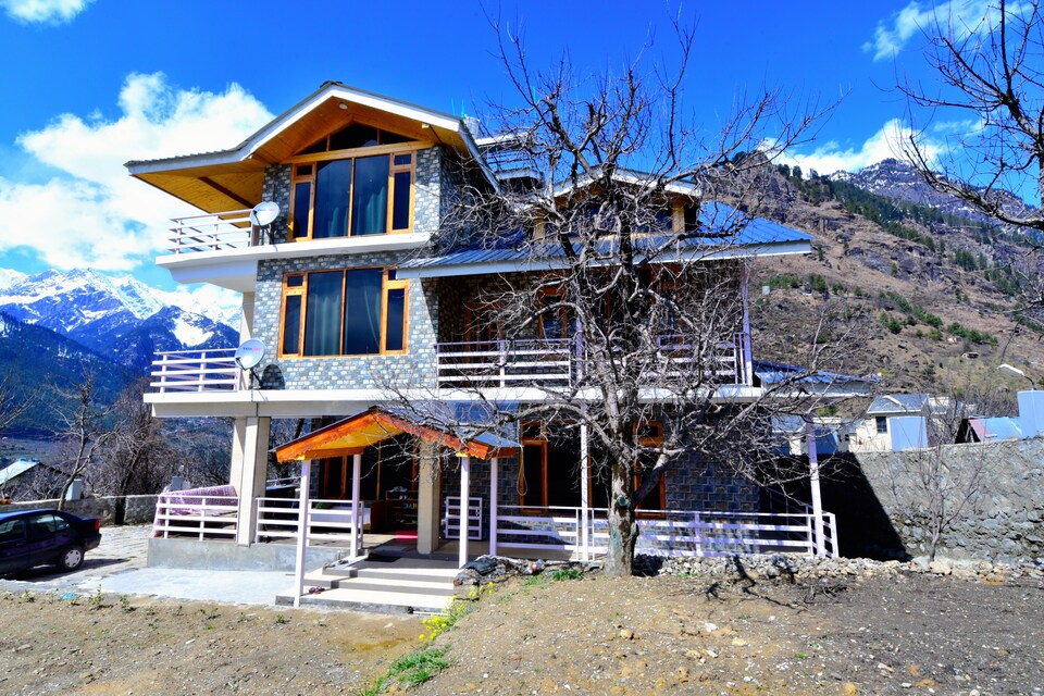 OYO18379 यूबी की अर्काडिया मनाली, Naggar Road, मनाली