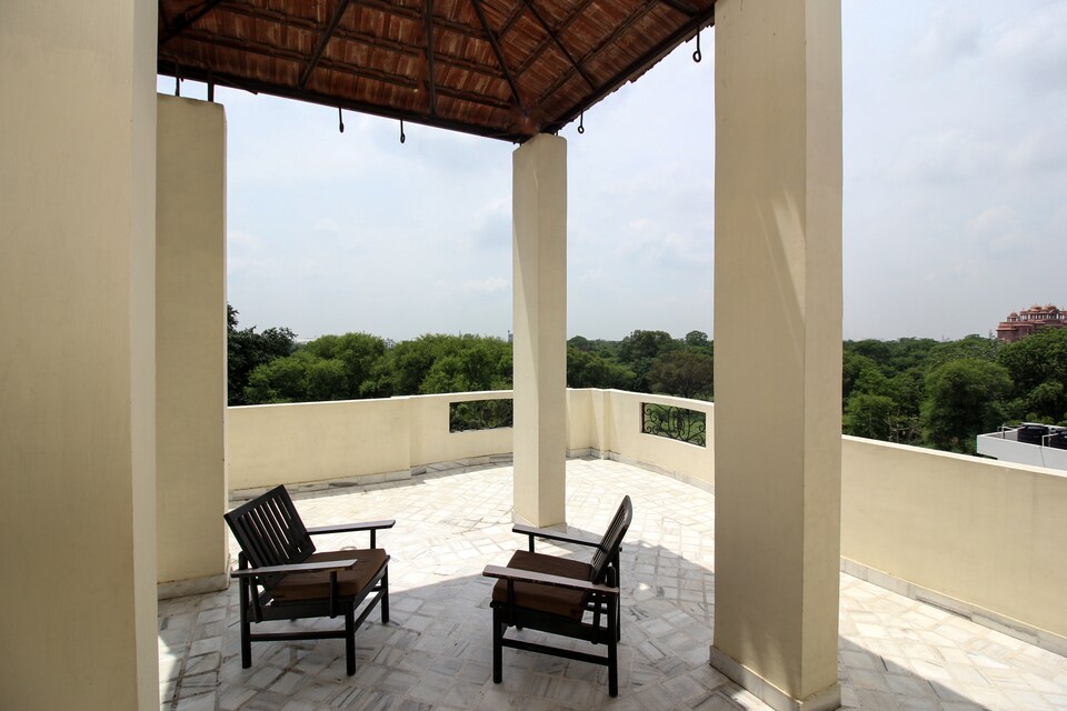 OYO Home 18384 Fabulous Stay, Jaipur Airport, Jaipur