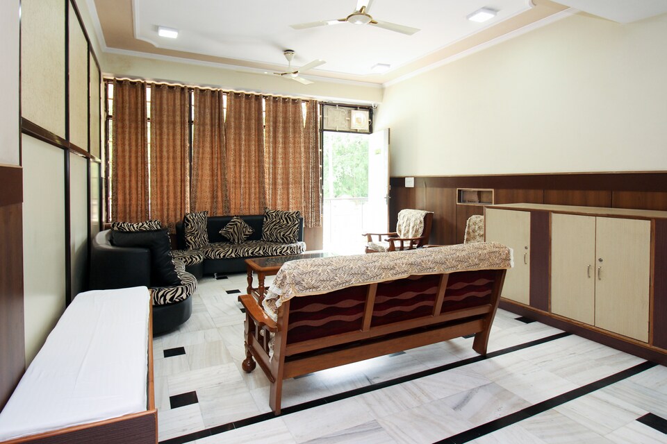 OYO Home 18384 Fabulous Stay, Jaipur Airport, Jaipur