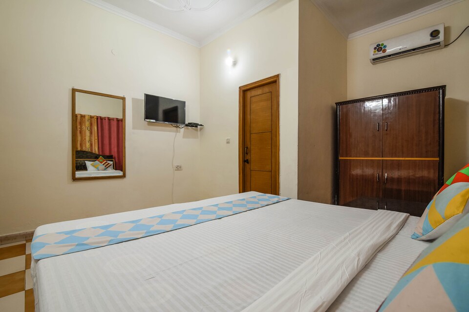 LIVE AS DHN613, Rispana Pul Dehradun, Dehradun