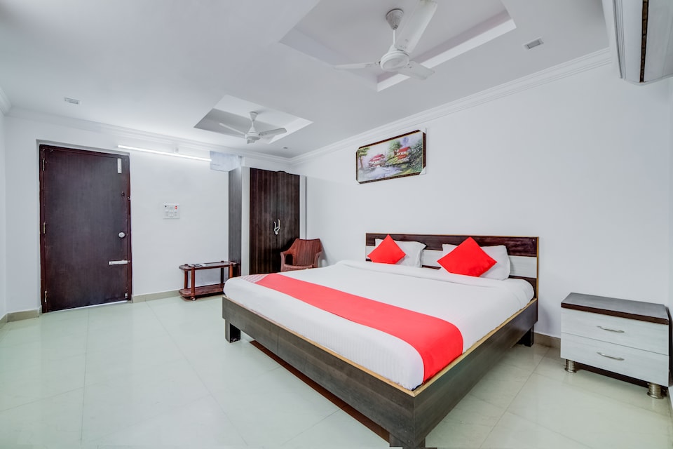 Hotel O Noble Lodge, Chandanagar-II, Hyderabad