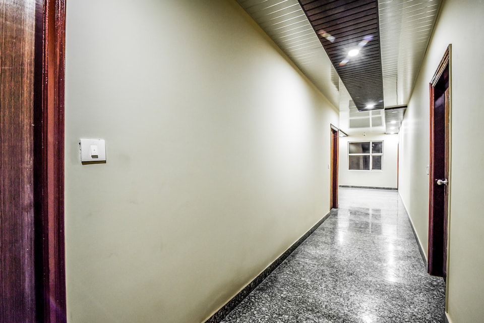 Hotel O Twilight, Airport Delhi, Delhi Transit