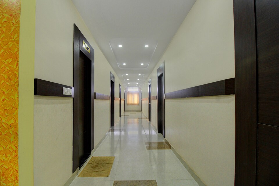 OYO 18410 Shree Sapthakoti Residency, Chikmagalur, Chikmagalur