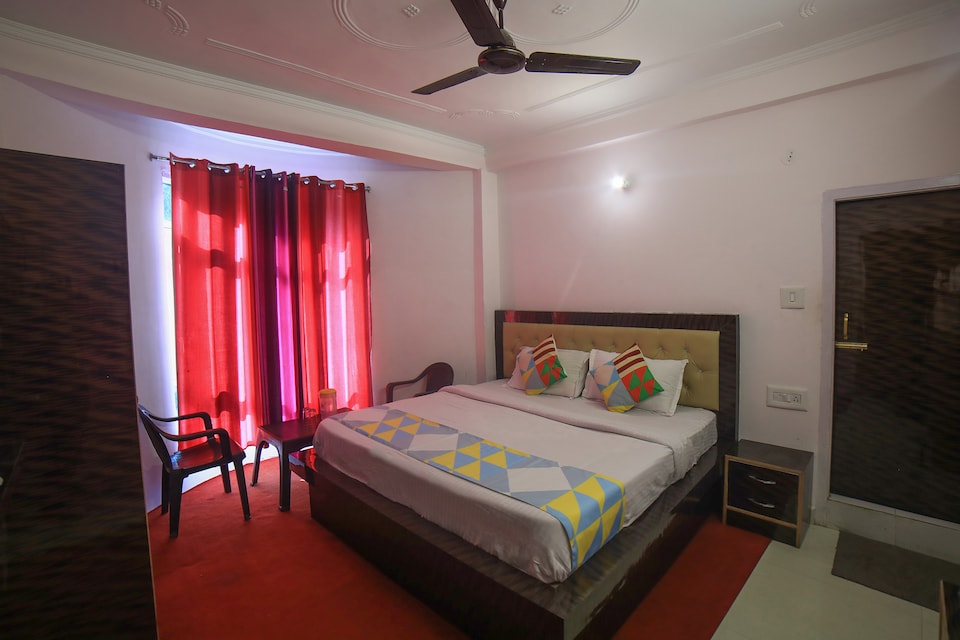 OYO Home 18419 Cozy Stay, Mall Road Manali, Manali