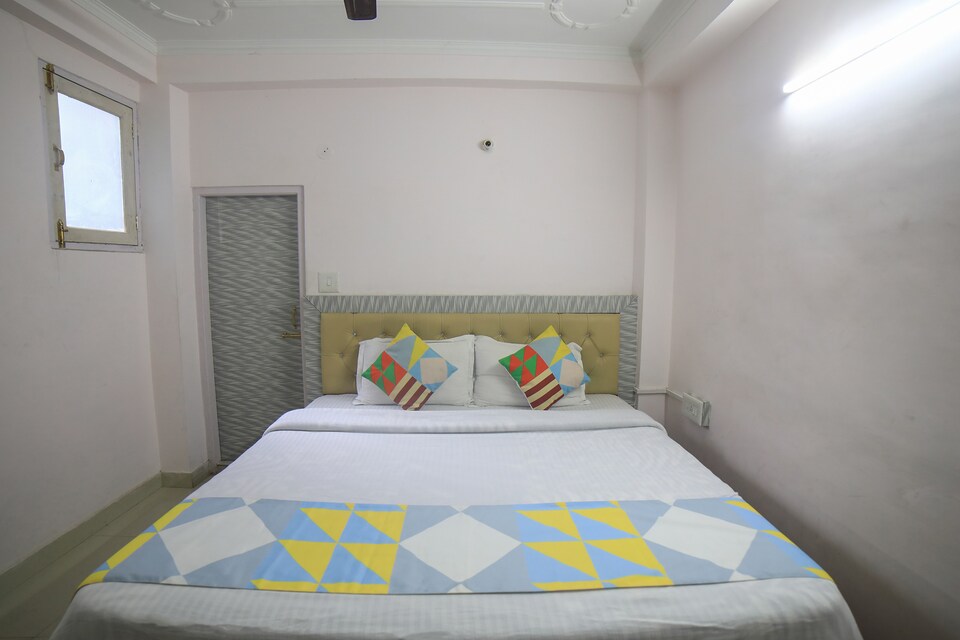 OYO Home 18419 Cozy Stay, Mall Road Manali, Manali