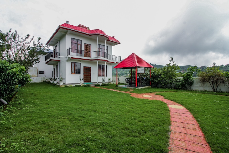 OYO Home 18424 Valley View 2BHK, Bhimtal Nainital, Nainital