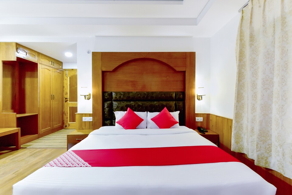 OYO 18444 Hotel The Red Apple, Kanyal Road, Manali